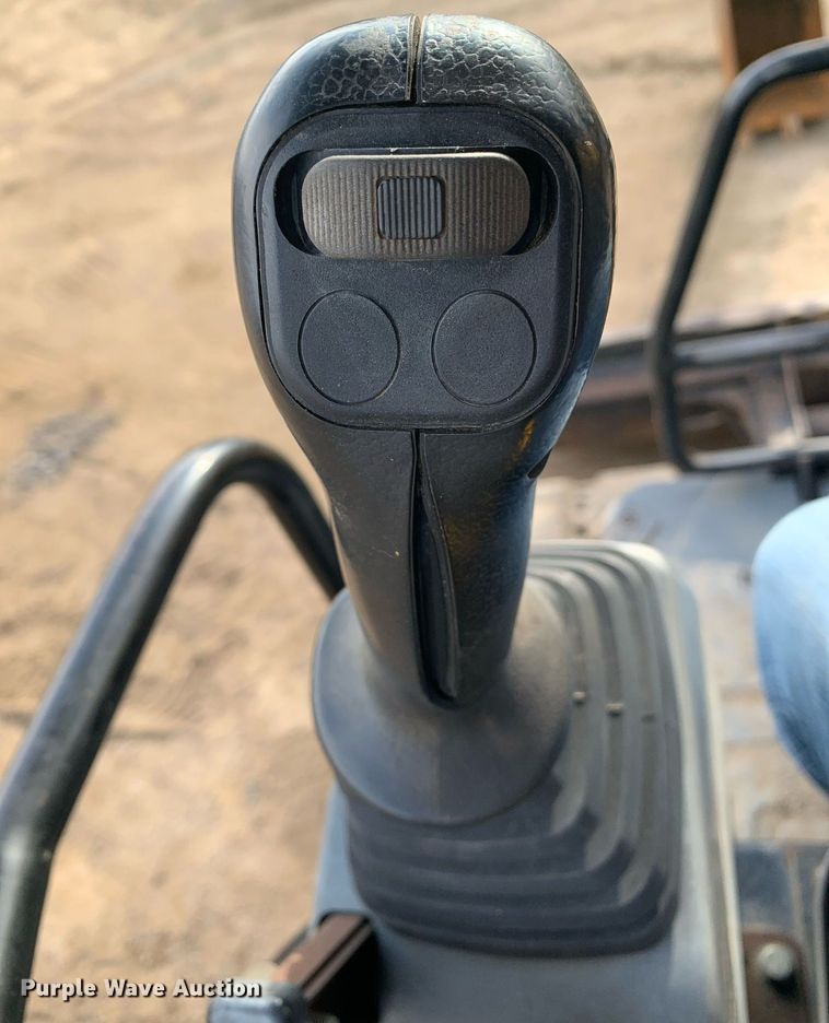 image for item DM7738 2010 Caterpillar 304C CR mini excavator