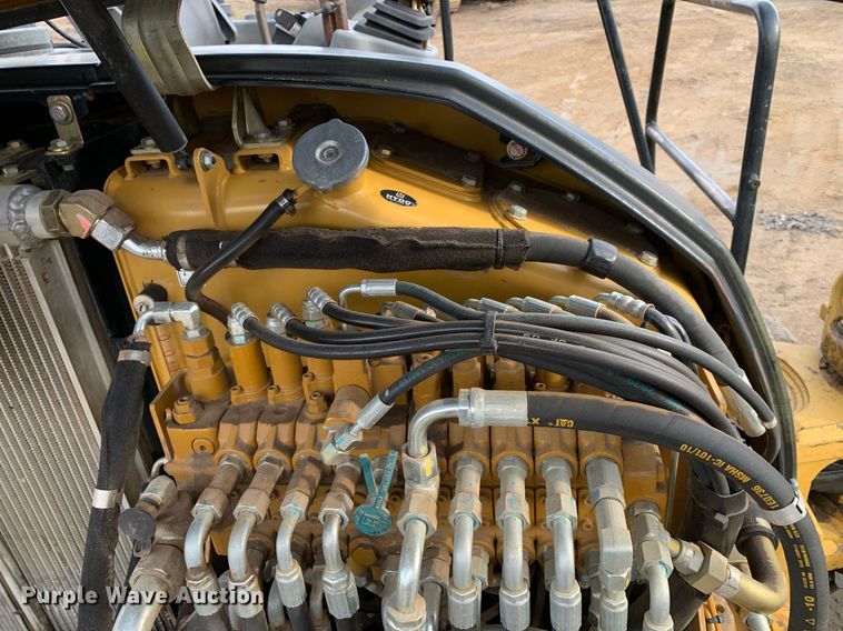 image for item DM7738 2010 Caterpillar 304C CR mini excavator