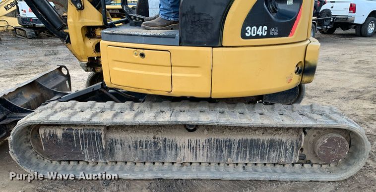 image for item DM7738 2010 Caterpillar 304C CR mini excavator