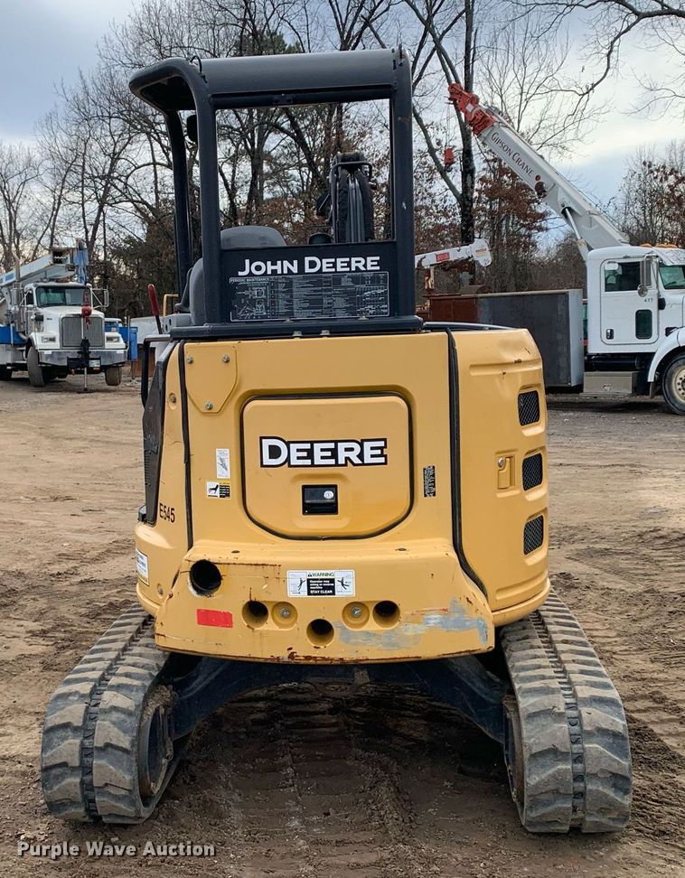 image for item DM7739 2015 John Deere 35G mini excavator