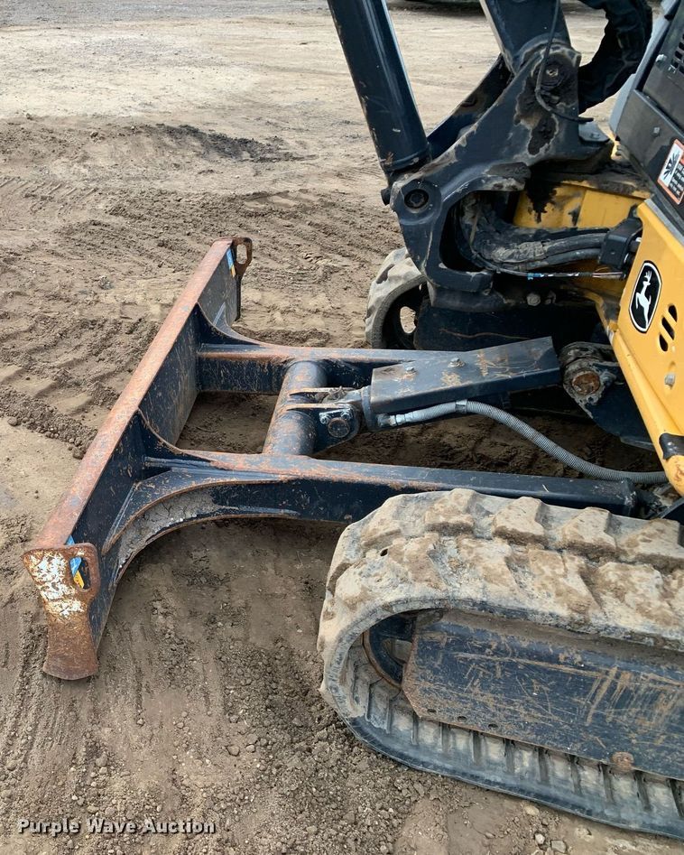 image for item DM7739 2015 John Deere 35G mini excavator