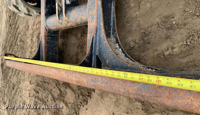 image for item DM7739 2015 John Deere 35G mini excavator