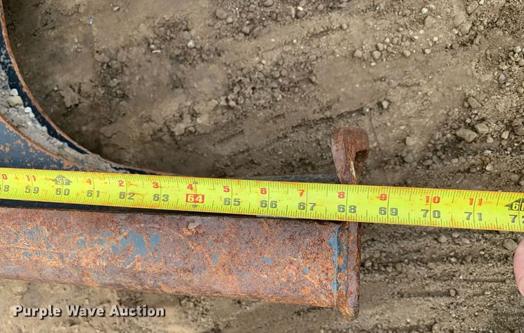 image for item DM7739 2015 John Deere 35G mini excavator