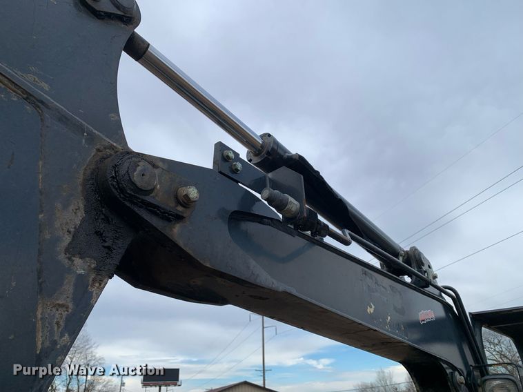 image for item DM7739 2015 John Deere 35G mini excavator