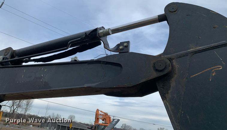 image for item DM7739 2015 John Deere 35G mini excavator