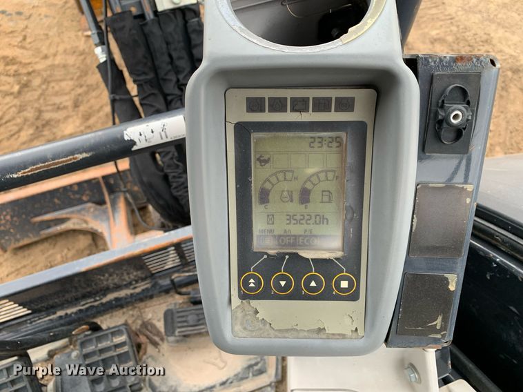 image for item DM7739 2015 John Deere 35G mini excavator