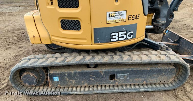image for item DM7739 2015 John Deere 35G mini excavator