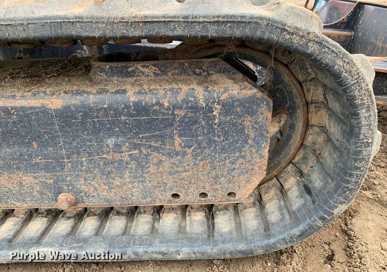 image for item DM7739 2015 John Deere 35G mini excavator