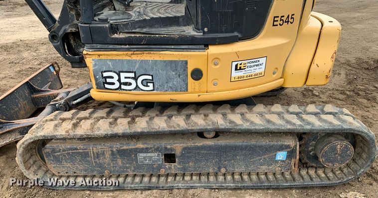 image for item DM7739 2015 John Deere 35G mini excavator