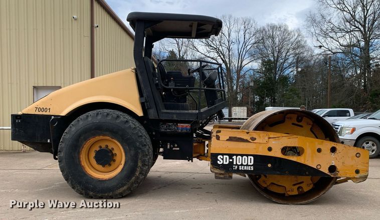 image for item DM7742 2005 Ingersoll Rand  SD100D single drum vibratory roller