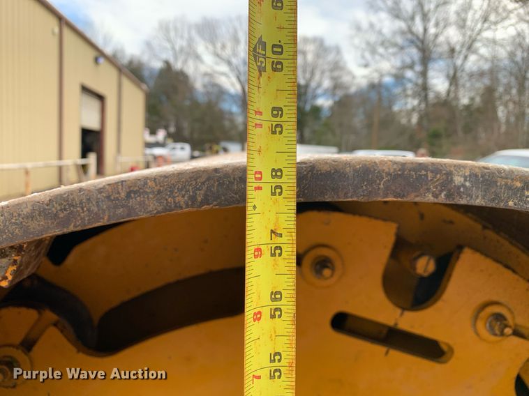 image for item DM7742 2005 Ingersoll Rand  SD100D single drum vibratory roller