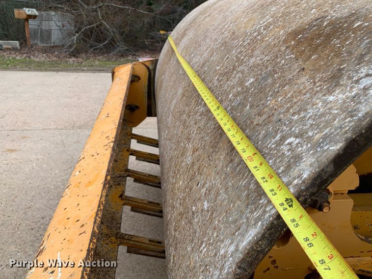 image for item DM7742 2005 Ingersoll Rand  SD100D single drum vibratory roller