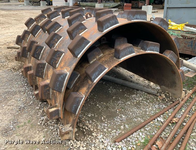 image for item DM7742 2005 Ingersoll Rand  SD100D single drum vibratory roller