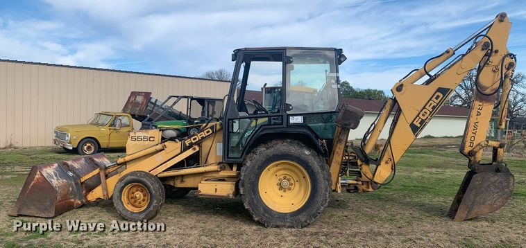 image for item DM7745 Ford 555C backhoe