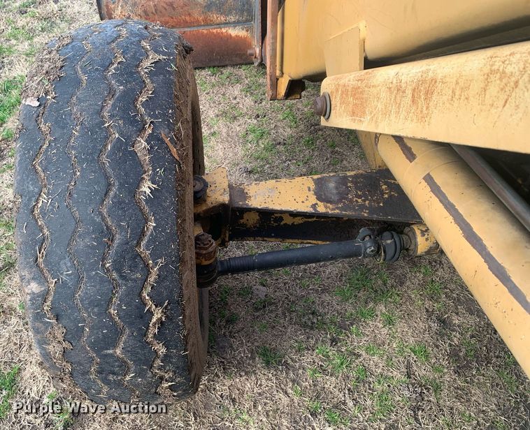 image for item DM7745 Ford 555C backhoe