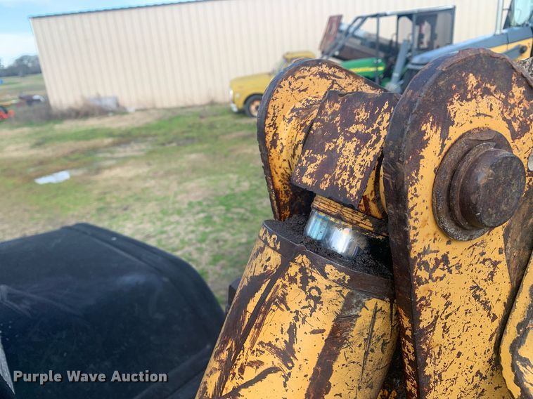 image for item DM7745 Ford 555C backhoe