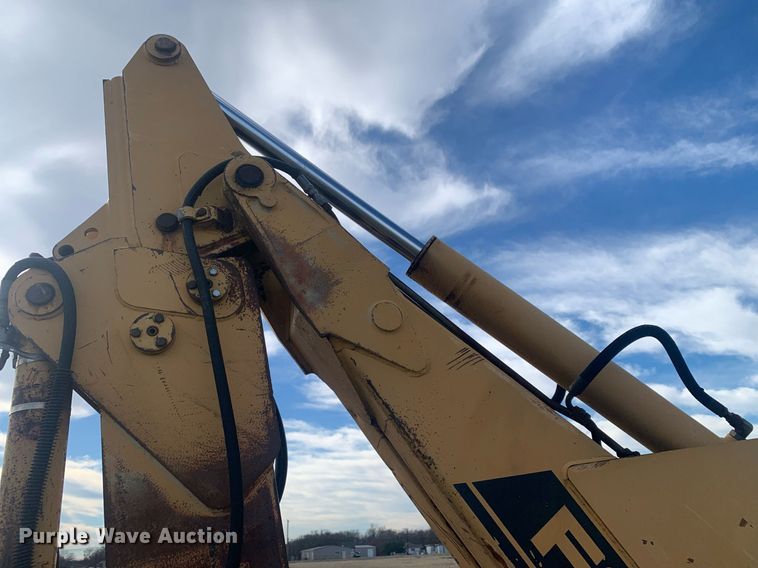 image for item DM7745 Ford 555C backhoe