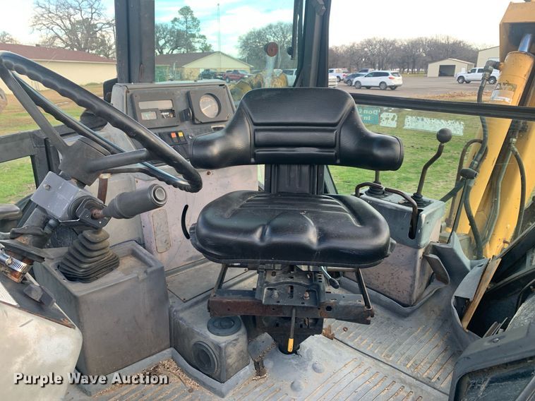 image for item DM7745 Ford 555C backhoe