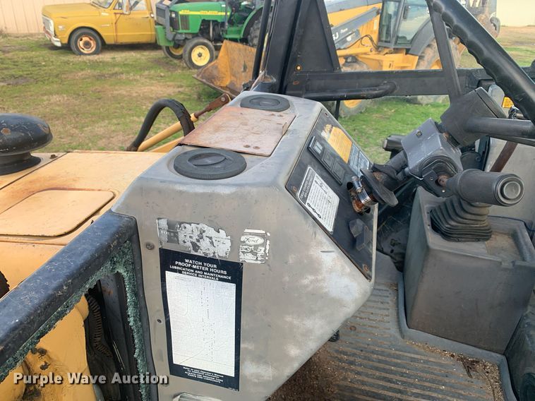 image for item DM7745 Ford 555C backhoe