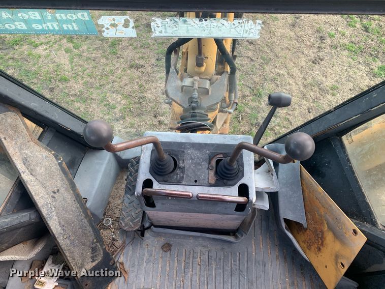 image for item DM7745 Ford 555C backhoe