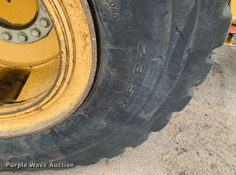 image for item DM7746 2015 John Deere 644K wheel loader