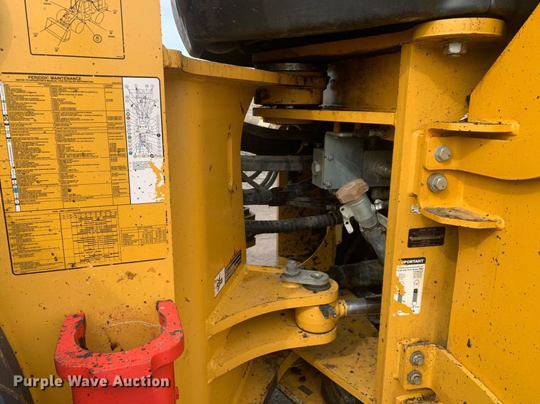 image for item DM7747 2017 John Deere 744K II wheel loader