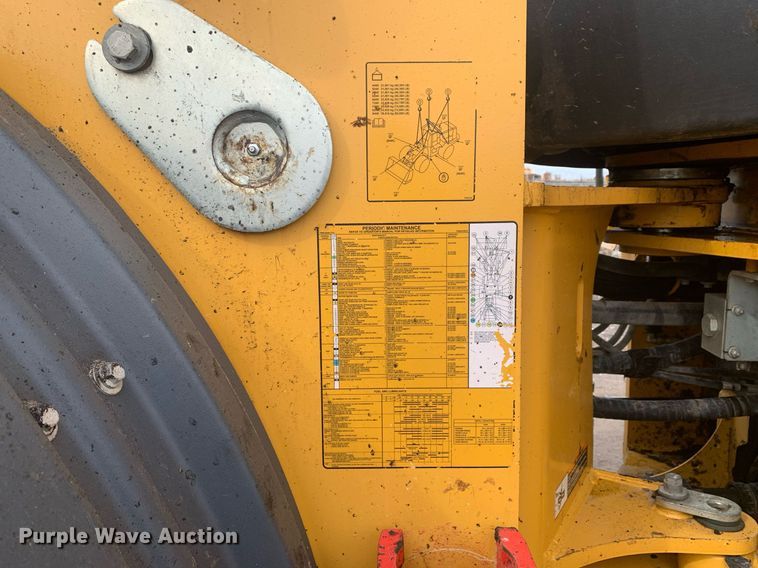 image for item DM7747 2017 John Deere 744K II wheel loader