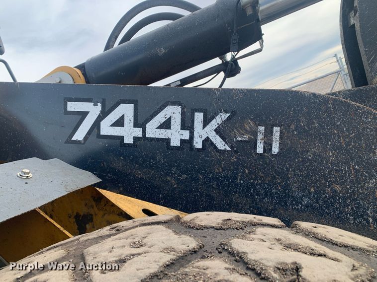 image for item DM7747 2017 John Deere 744K II wheel loader