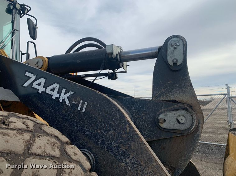 image for item DM7747 2017 John Deere 744K II wheel loader