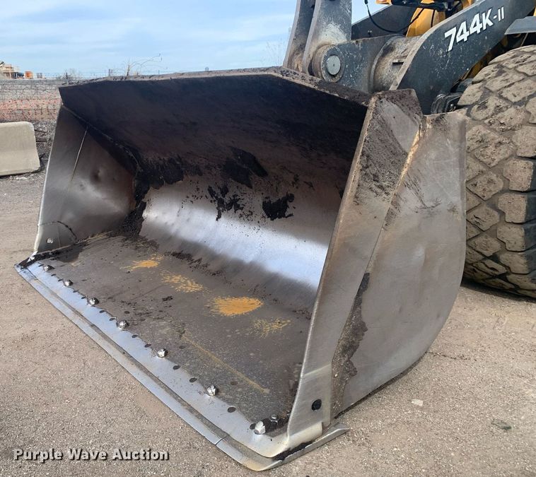 image for item DM7747 2017 John Deere 744K II wheel loader