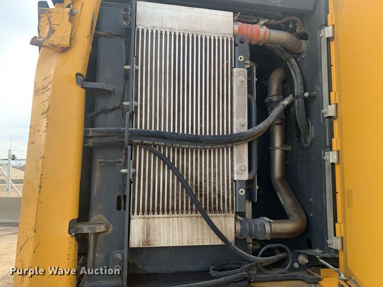 image for item DM7747 2017 John Deere 744K II wheel loader