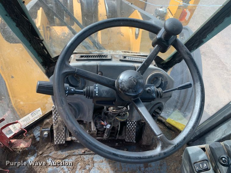 image for item DM7747 2017 John Deere 744K II wheel loader