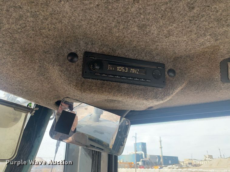 image for item DM7747 2017 John Deere 744K II wheel loader