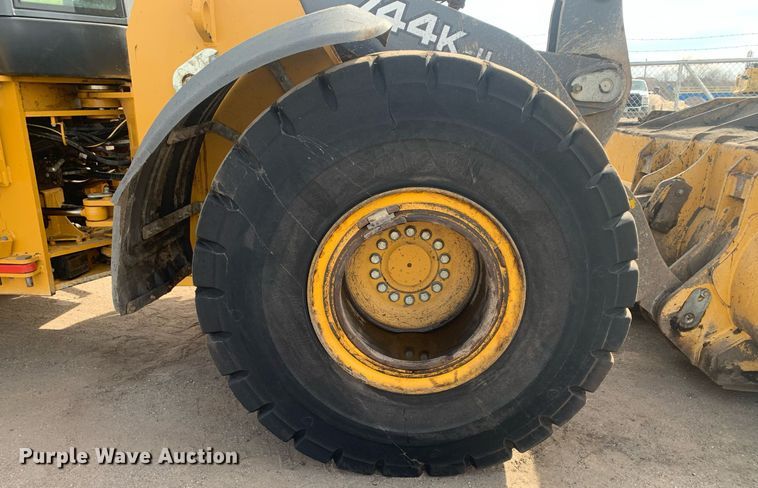 image for item DM7747 2017 John Deere 744K II wheel loader