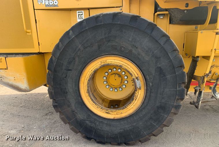image for item DM7747 2017 John Deere 744K II wheel loader