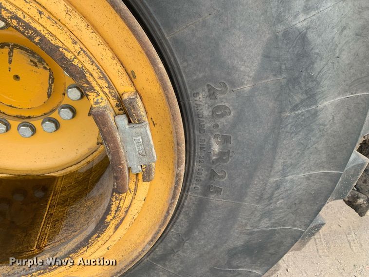 image for item DM7747 2017 John Deere 744K II wheel loader