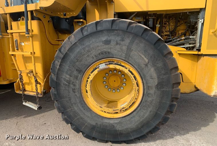 image for item DM7747 2017 John Deere 744K II wheel loader