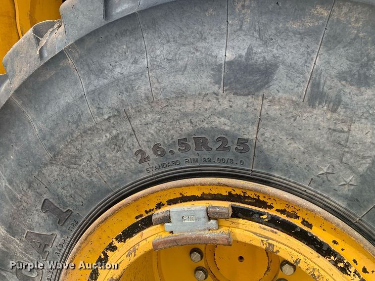 image for item DM7747 2017 John Deere 744K II wheel loader