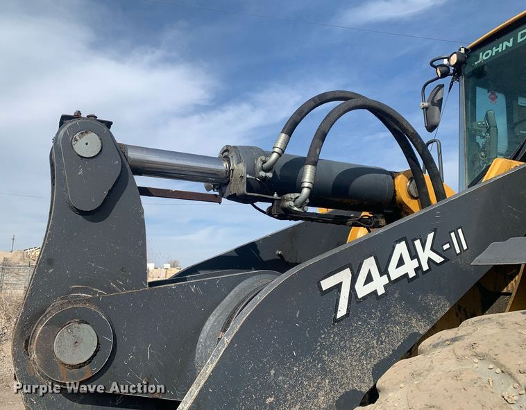 image for item DM7748 2015 John Deere 744K II wheel loader