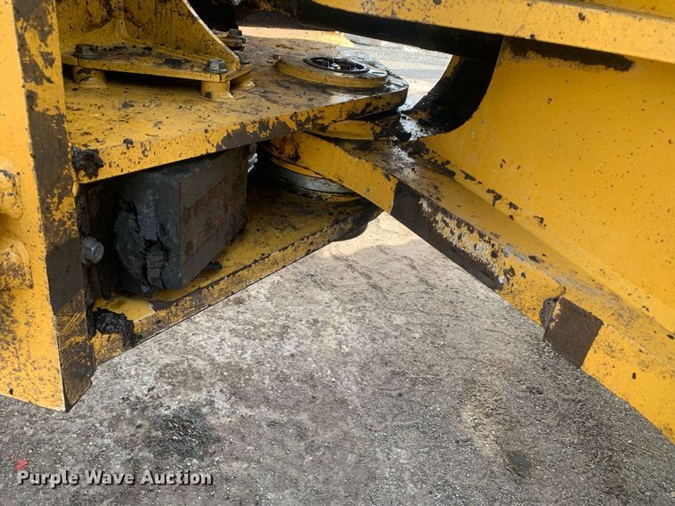 image for item DM7748 2015 John Deere 744K II wheel loader