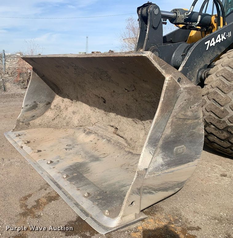 image for item DM7748 2015 John Deere 744K II wheel loader