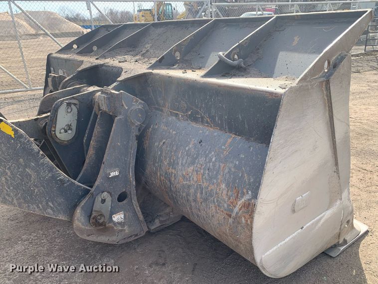 image for item DM7748 2015 John Deere 744K II wheel loader