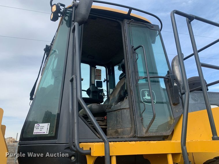 image for item DM7748 2015 John Deere 744K II wheel loader