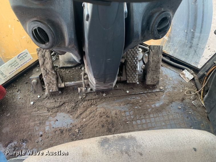 image for item DM7748 2015 John Deere 744K II wheel loader