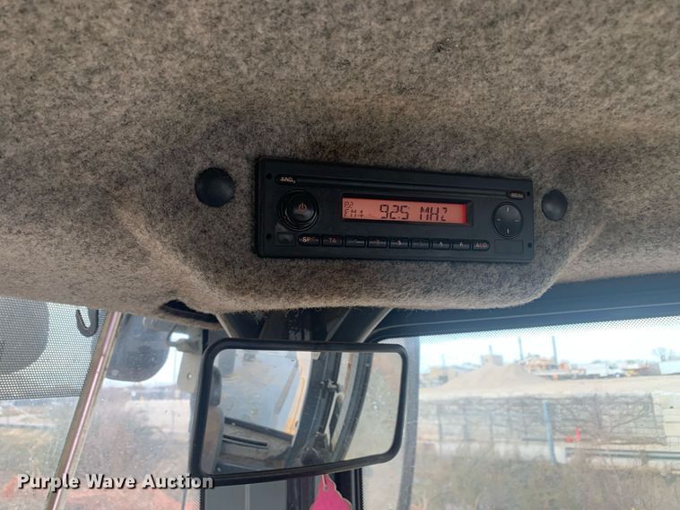 image for item DM7748 2015 John Deere 744K II wheel loader