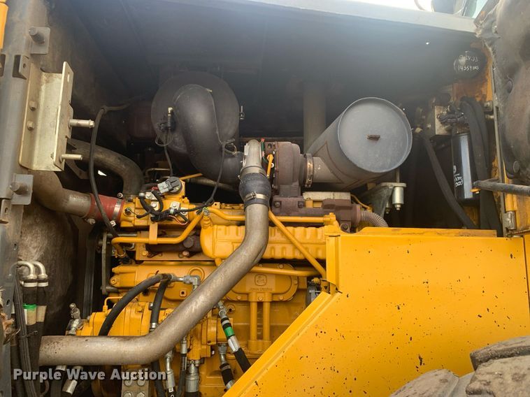 image for item DM7748 2015 John Deere 744K II wheel loader