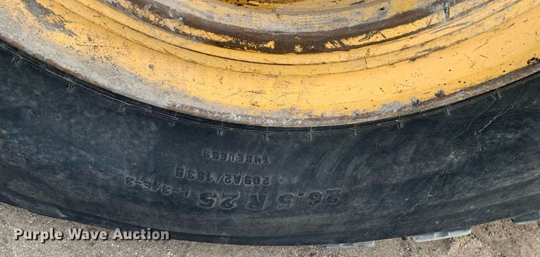 image for item DM7748 2015 John Deere 744K II wheel loader