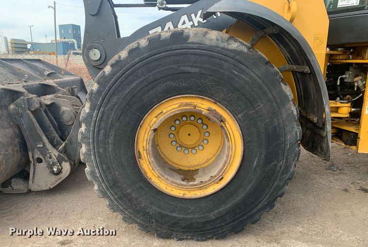 image for item DM7748 2015 John Deere 744K II wheel loader