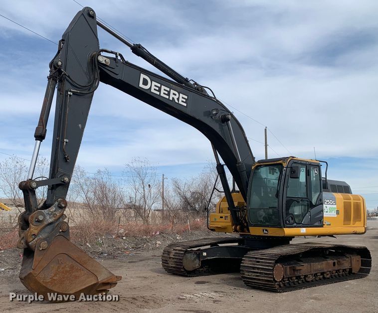 image for item DM7749 2018 John Deere 250G LC excavator