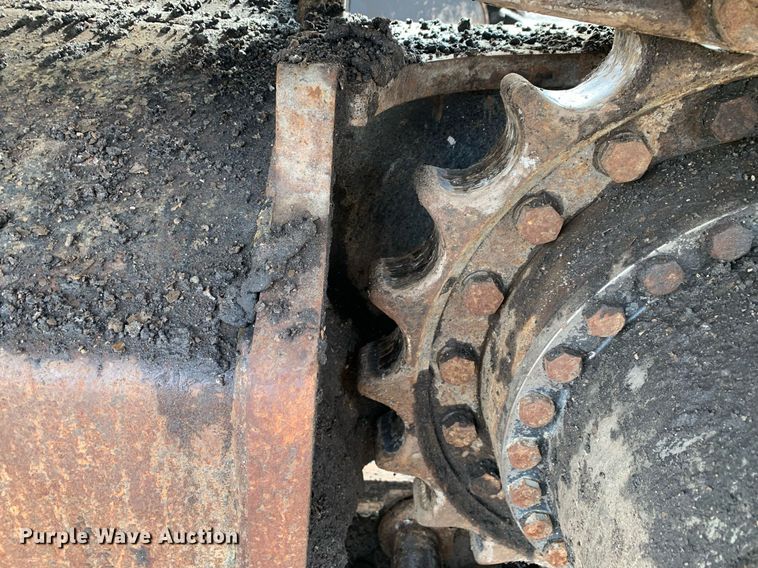 image for item DM7749 2018 John Deere 250G LC excavator